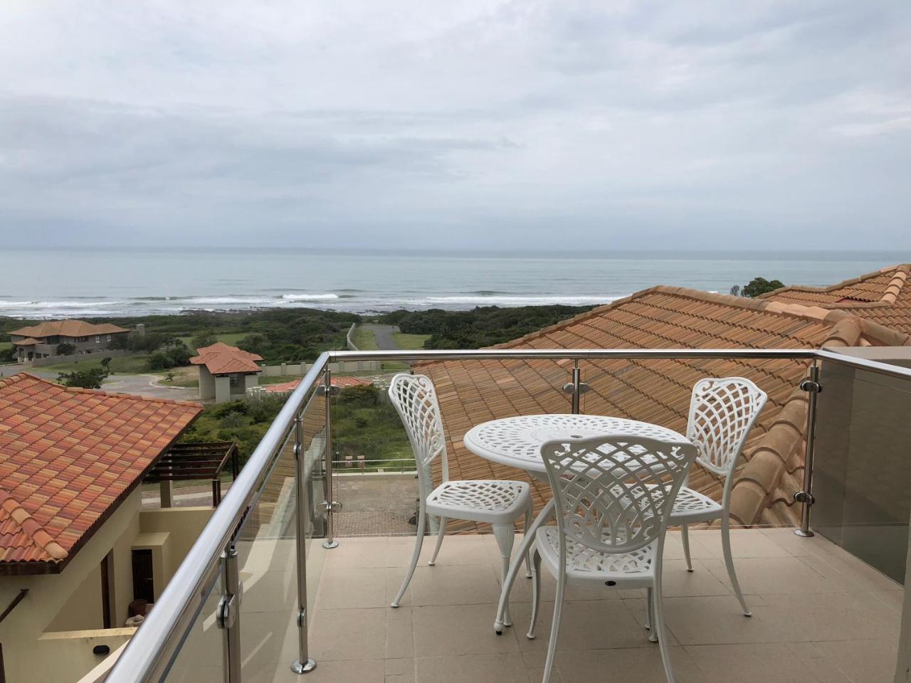 Coral Beach Bed & Breakfast Ист-Лондон Экстерьер фото